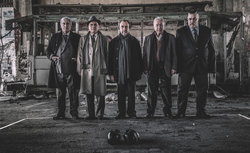 Στη Νάουσα η θεατρική παράσταση του ΚΘΒΕ  «ΔΑΦΝΕΣ ΚΑΙ ΠΙΚΡΟΔΑΦΝΕΣ» των Δημήτρη Κεχαΐδη και Ελένης Χαβιαρά