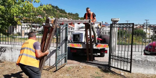 Αντικατάσταση παιδικών χαρών