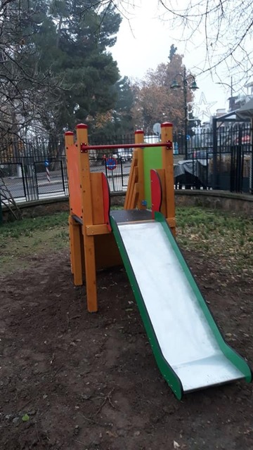 Καινούργιες πιστοποιημένες παιδικές χαρές