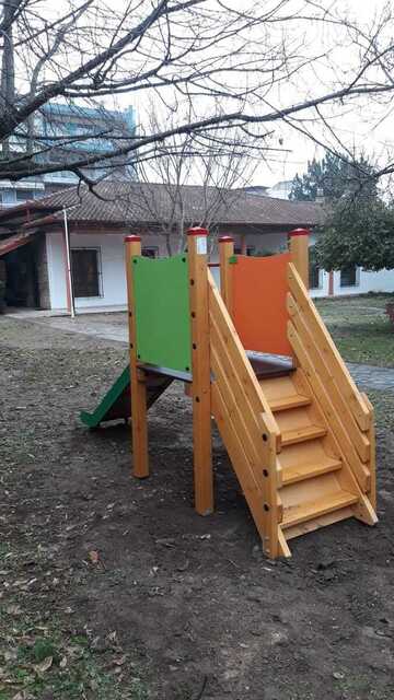 Καινούργιες πιστοποιημένες παιδικές χαρές