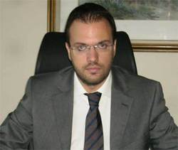 Φωτογραφία O ΕΙΔΙΚΟΣ ΓΡΑΜΜΑΤΕΑΣ ΤΟΥ ΥΠΟΥΡΓΕΙΟΥ ΑΓΡΟΤΙΚΗΣ ΑΝΑΠΤΥΞΗΣ & ΤΡΟΦΙΜΩΝ κ. ΘΕΟΧΑΡΟΠΟΥΛΟΣ ΣΤΗΝ 191η ΕΠΕΤΕΙΟ ΤΟΥ ΟΛΟΚΑΥΤΩΜΑΤΟΣ