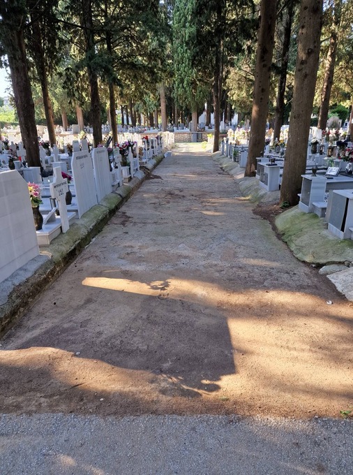 Φωτογραφία Κοιμητήρια Νάουσας