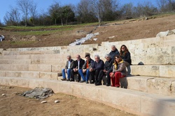 Φωτογραφία ΟΛΟΚΛΗΡΩΝΕΤΑΙ ΤΟ ΕΡΓΟ ΣΥΝΤΗΡΗΣΗΣ ΚΑΙ ΑΠΟΚΑΤΑΣΤΑΣΗΣ ΣΤΟ ΑΡΧΑΙΟ ΘΕΑΤΡΟ ΜΙΕΖΑΣ - ΤΟΝ ΑΥΓΟΥΣΤΟ Η ΠΡΩΤΗ ΕΚΔΗΛΩΣΗ ΣΥΝΔΙΟΡΓΑΝΩΣΗ  ΔΗΜΟΥ, ΣΩΜΑΤΕΙΟΥ 