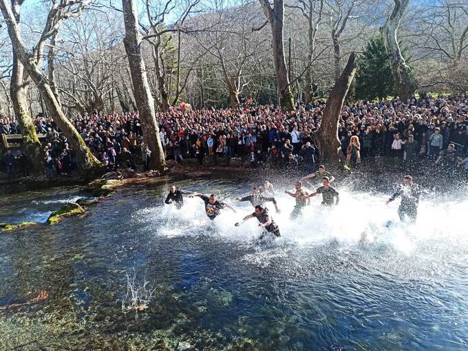 Εορτασμός των Θεοφανείων στη Νάουσα