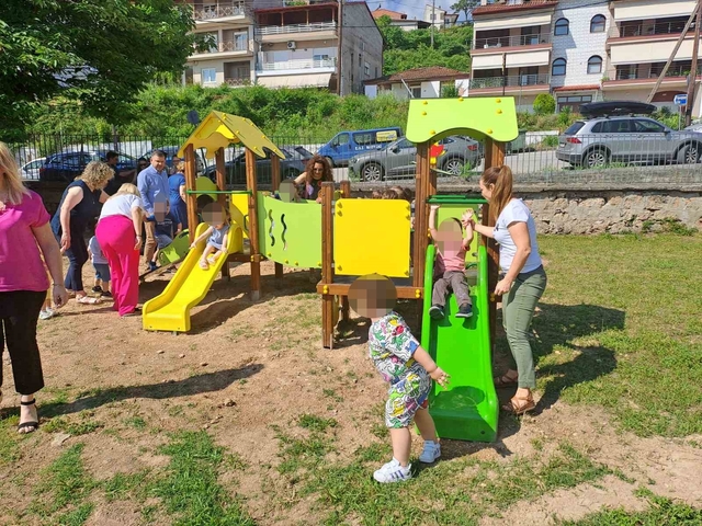 ΕΓΚΑΙΝΙΑ ΤΗΣ ΠΑΙΔΙΚΗΣ ΧΑΡΑΣ ΣΤΟΝ Β ΔΗΜΟΤΙΚΟ ΒΝΠ ΣΤΑΘΜΟ ΝΑΟΥΣΑΣ